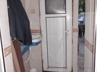 KİLİS KÜÇÜK ÇARŞIDA SATILIK HAVUŞLU MÜSTAKİL EV