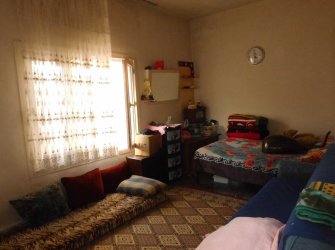 KİLİS KÜÇÜK ÇARŞIDA SATILIK HAVUŞLU MÜSTAKİL EV