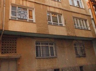 KİLİS KARATAŞ ESKİ KARAKOL KARŞISINDA SATILIK DAİRE 