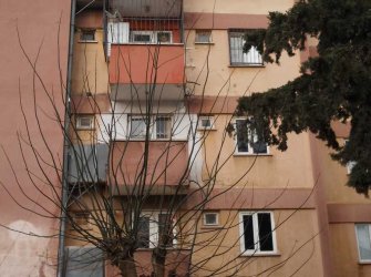 KİLİS BELEDİYE LOJMANLARINDA SATILIK DAİRE