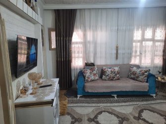 KİLİS KARTALBEY MAHALLESİNDE SATILIK KOMPLE 2 KATLI EV