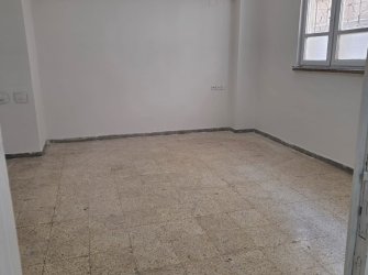KİLİS'TE SATILIK GİRİŞ KAT DOĞALGAZLI DAİRE