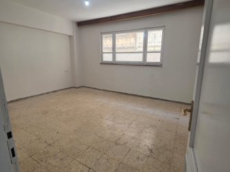 KİLİS'TE SATILIK GİRİŞ KAT DOĞALGAZLI DAİRE