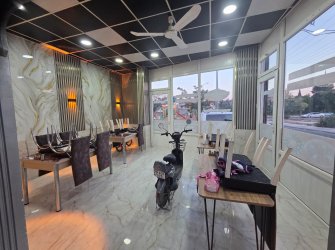 KİLİS'TE MERKEZİ KONUMDA SATILIK KÖŞE BAŞI DÜKKAN 