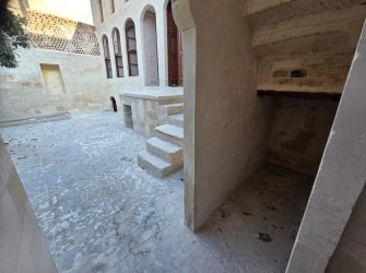 KİLİS ULU CAMİ YANINDA SATILIK TARİHİ KONAK 