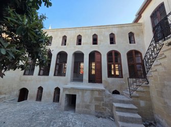 KİLİS ULU CAMİ YANINDA SATILIK TARİHİ KONAK 
