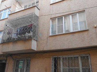 KİLİS'TE İSMET PAŞA MAHALLESİNDE SATILIK GİRİŞ KAT  DAİRE