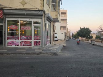 KİLİS'TE MERKEZİ KONUMDA SATILIK KÖŞE BAŞI DÜKKAN 