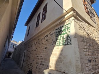 KİLİS ULU CAMİ YANINDA SATILIK TARİHİ KONAK 